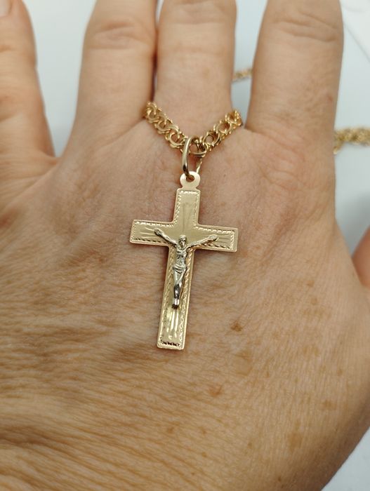 Золотой крестик 1.52 грамма