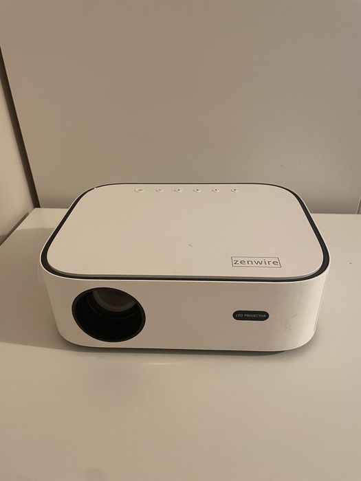 Projektor Zenwire LED 1080p Wifi
