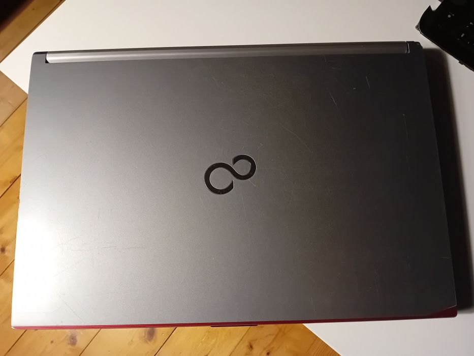 Laptop Fujitsu Celsius H730