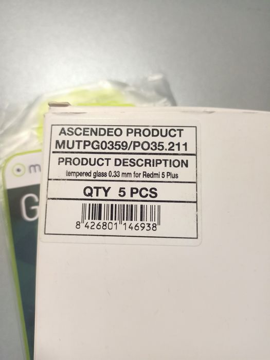 Захисне скло для смартфона Redmi 5 Plus, товщиною 0.33 мм.