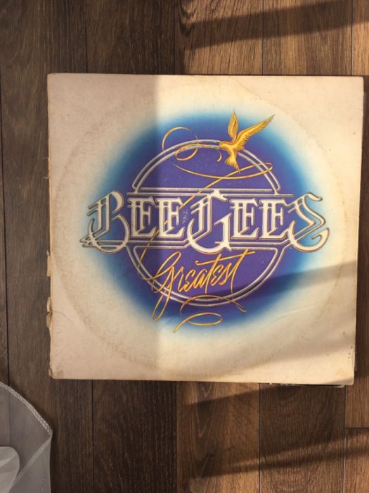 Trójpłytowy album legendarnej grupy BEE GEES