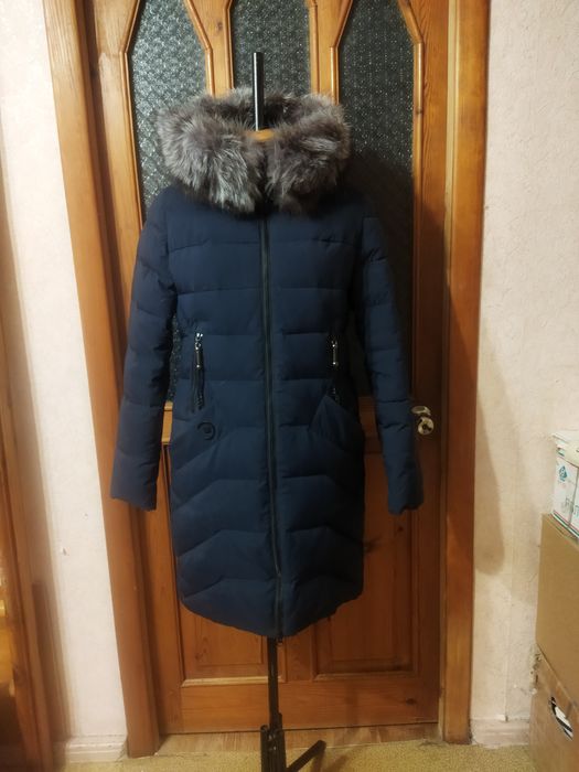 Продам зимову жіночу куртку куртку за  48 размер
