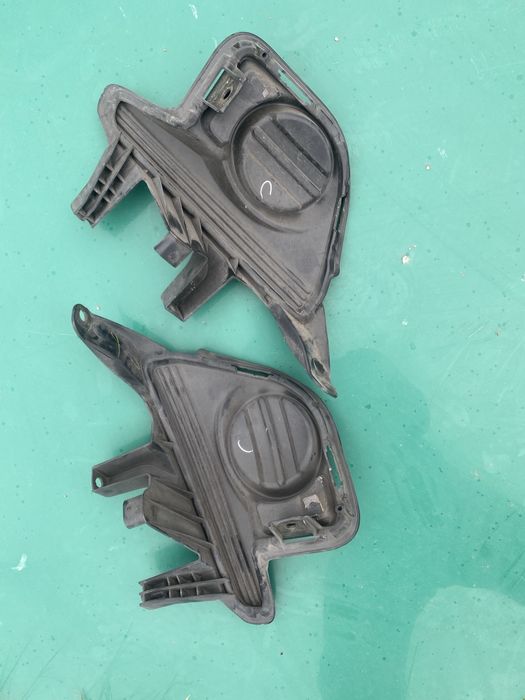 Решітки переднього бампера Toyota Highlander 14-16 без ПТФ