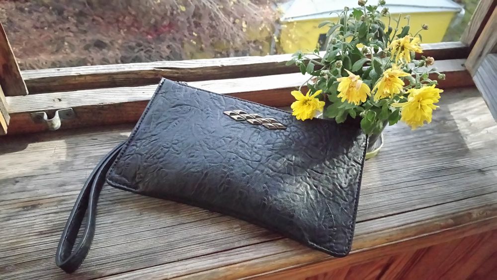 Барсетка мужская,состояние новое