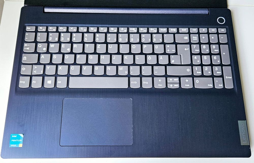 Laptop LENOVO Premium Gold SSD 512, RAM 8Gb 2.00GHz