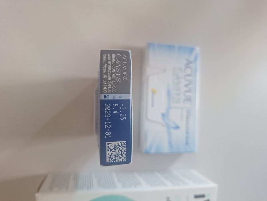 Soczewki Acuvue Oasys for Astigmatism -3.25 BC 8.4 DIA 14.0