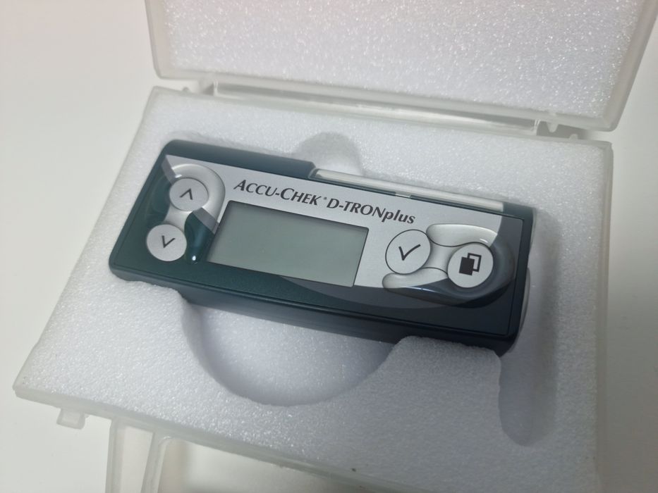 Pompa insulinowa Accu-Chek D-TRONplus-zaproponuj cenę 

Pompa szwajcar