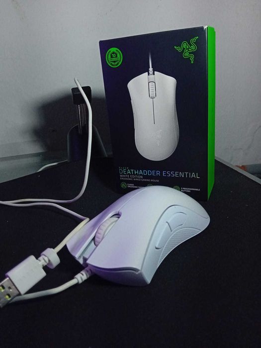 Rato Gaming RAZER Deathadder Essential (6400 DPI / Cores: Branco/Preto)64738349977603121
