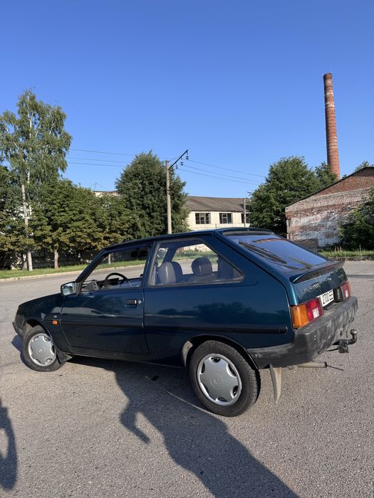продам Заз таврия нова, в родной краске, идиальное состояние