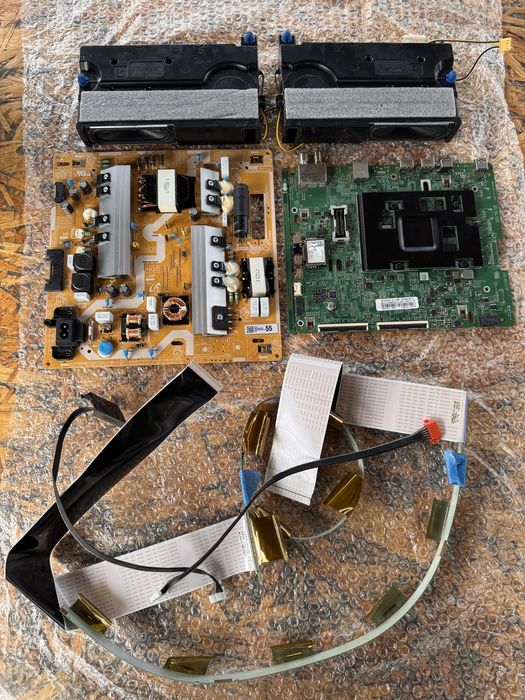 Плата на телевизор Samsung 55NU 7090 UA