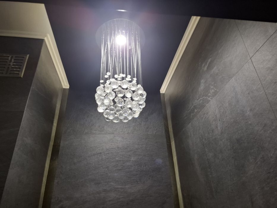 Piękna lampa  z krysztalkami