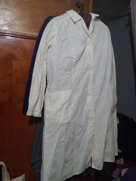 Халат білий гарний