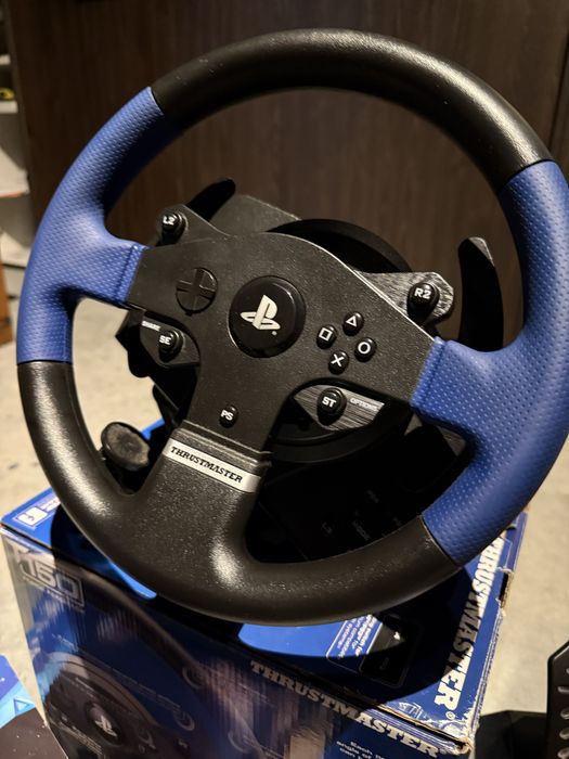 Playstation 4 1tb + thurstmaster t150