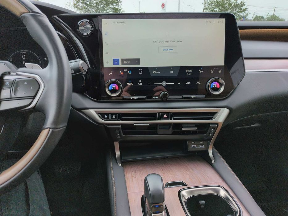 Lexus RX 350h Luxury      2024