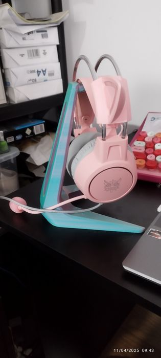 Headphone Stand434320751754618881