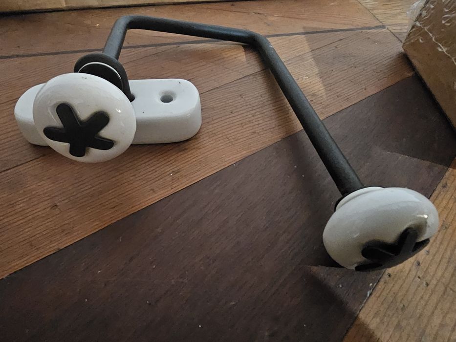 Acessórios wc Cabides suporte toalhas e papel higiénico