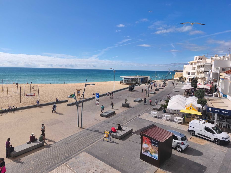 Armação de Pêra, T2 Frente á Praia dos Pescadores, Garagem, Vista Mar