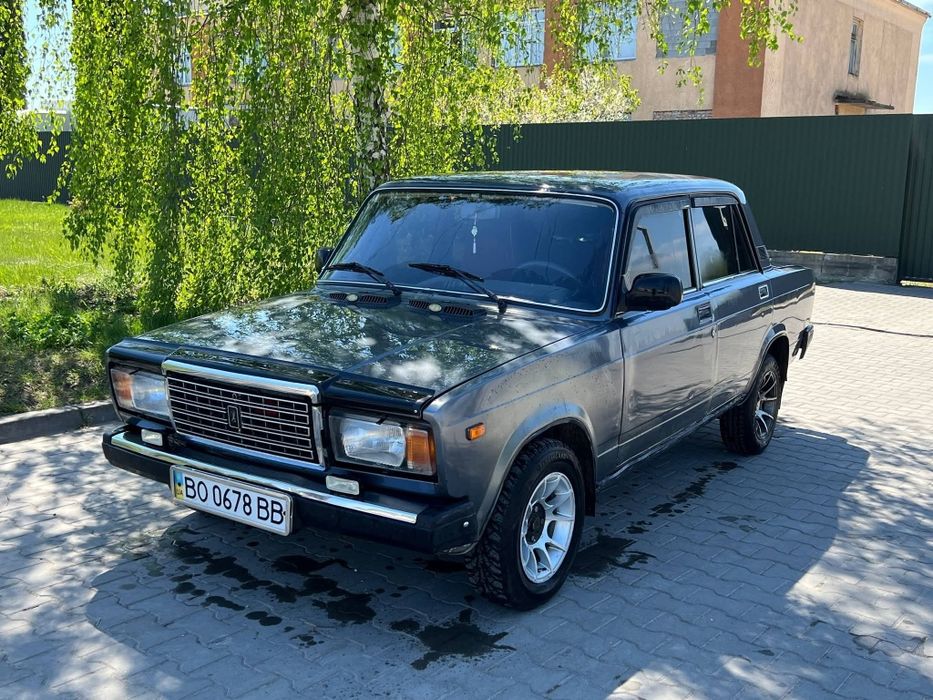 Продаю  ваз-2107