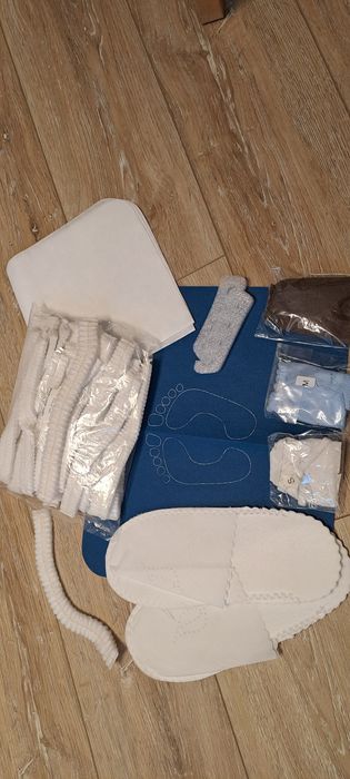 Zestaw jednorazowy kosmetyczny Czepki 25szt