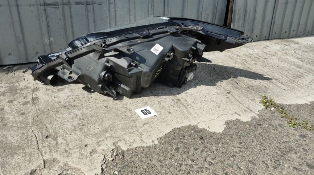 Правая фара Lexus Es 16-19 фара правая на Лексус  ЕС 16-18 8114033A61