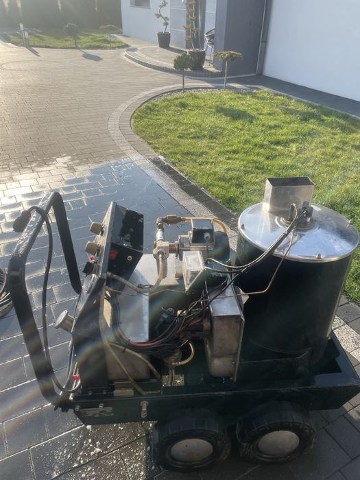 Myjka parowa  mobilna