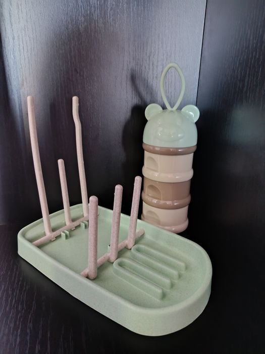 Молокоотсос AVENT, соски, бутылочки, поильник, ниблер, ложка Chicco.