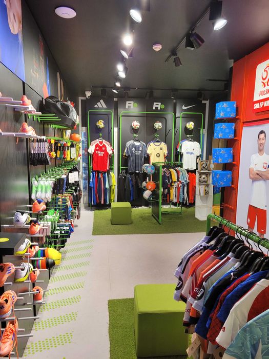 CH Manhattan: lokal użytkowy, ok 60 m2 na antresoli - od połowy 01.26