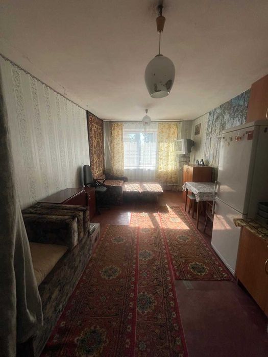 Продається кімната в гуртожитку ( р-н Сіверського)