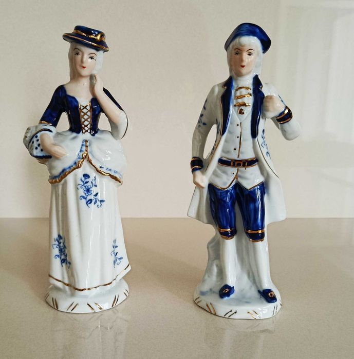 Figuras em porcelana