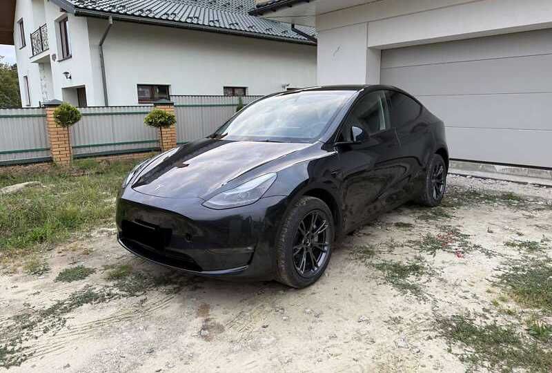 Tesla Model Y 2024 Long Range 82 kWh