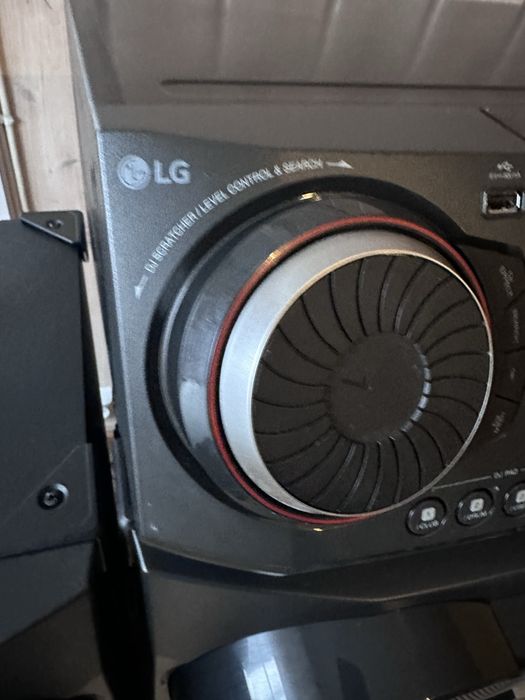 Lg 3500 watt wieża CL 98