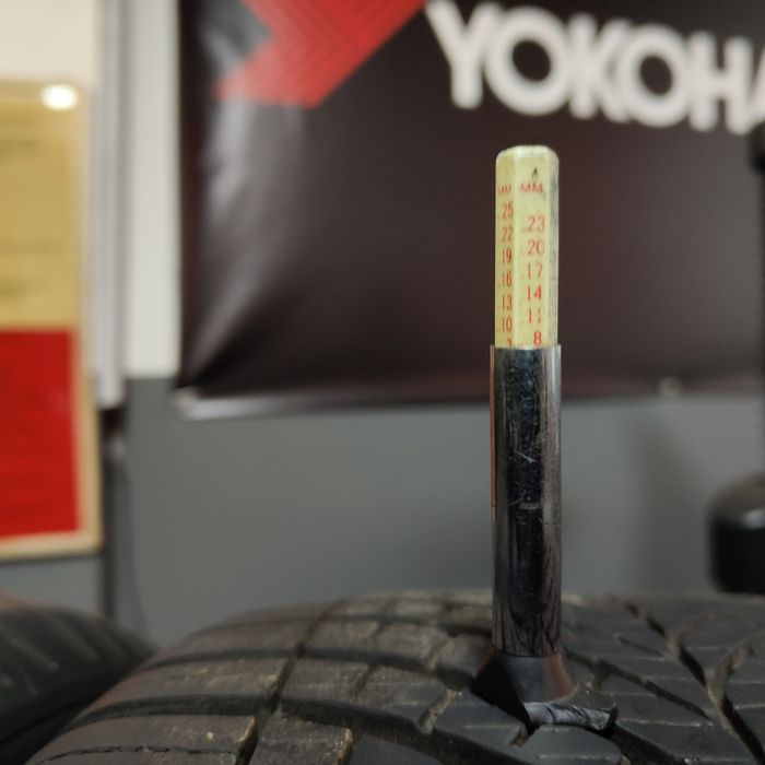 225/40/18 XL Sprzedam komplet opon całorocznych Goodyear