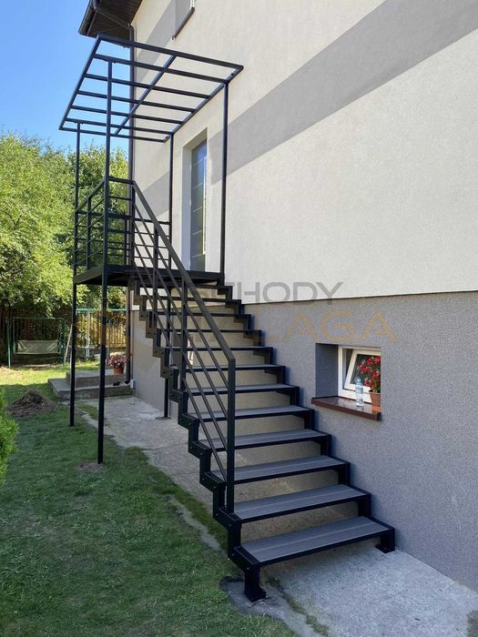 Schody loft na konstrukcji stalowej, metalowe, samonośne.