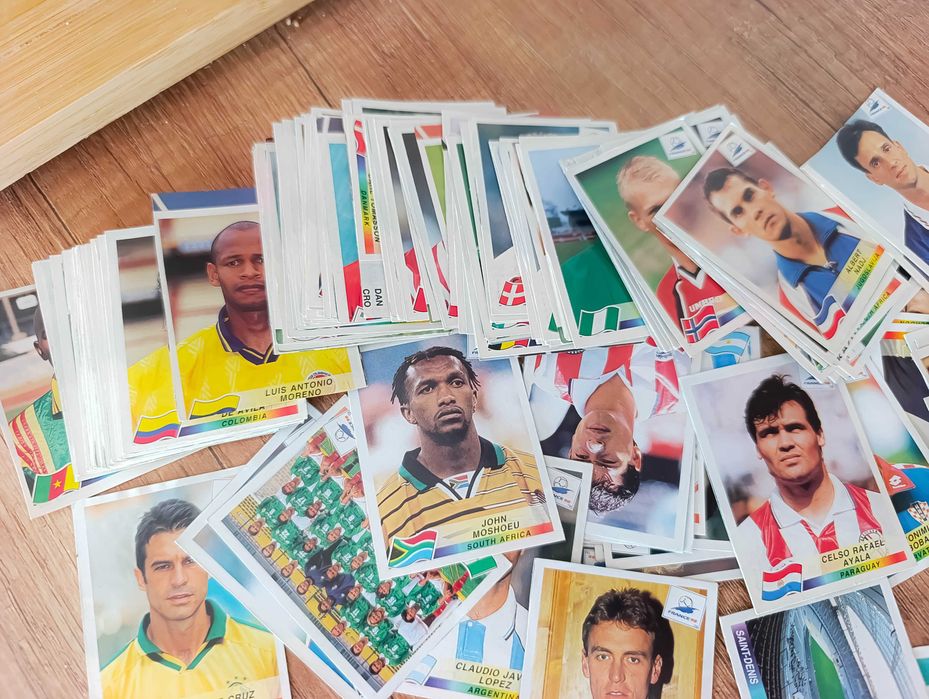 MUNDIAL FRANCE 98 PANINI - Karty z albumu 239 sztuk
