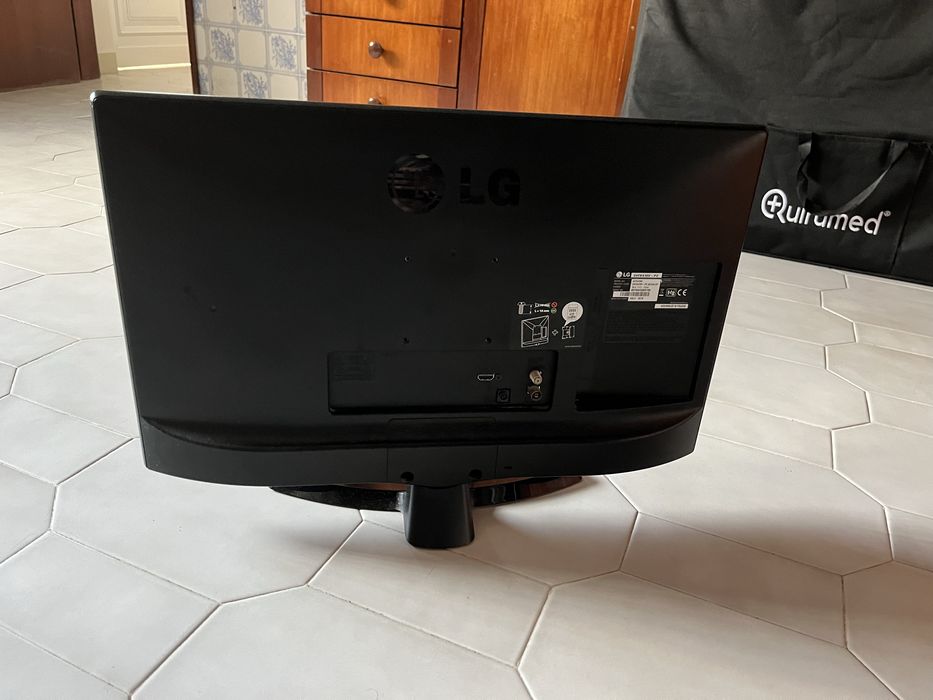 Monitor HP 75hz FULL HD + Monitor LG 60h