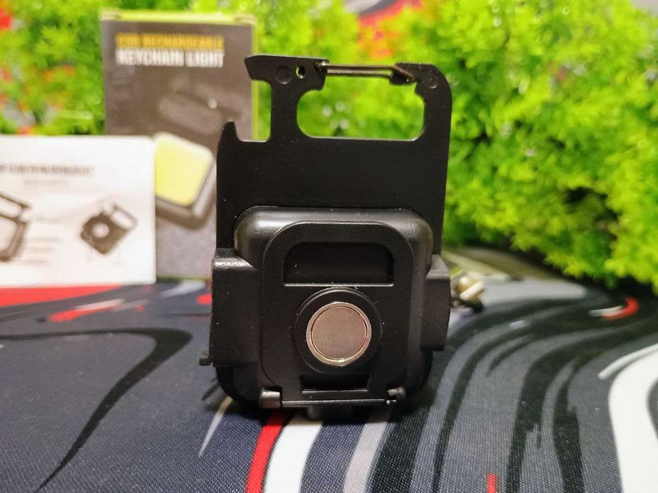 Міні LED ліхтарик брелок, з магнітом та карабіном акумуляторний 500мАг