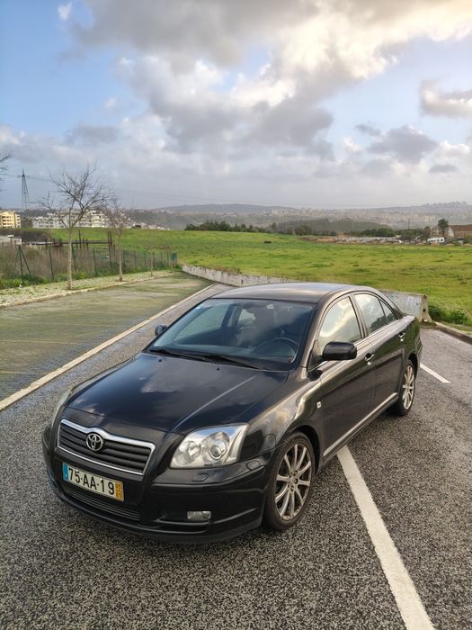Toyota Avensis 2.0 VVT-i | 2005 | 147cv | Estofos em Pele Aquecidos