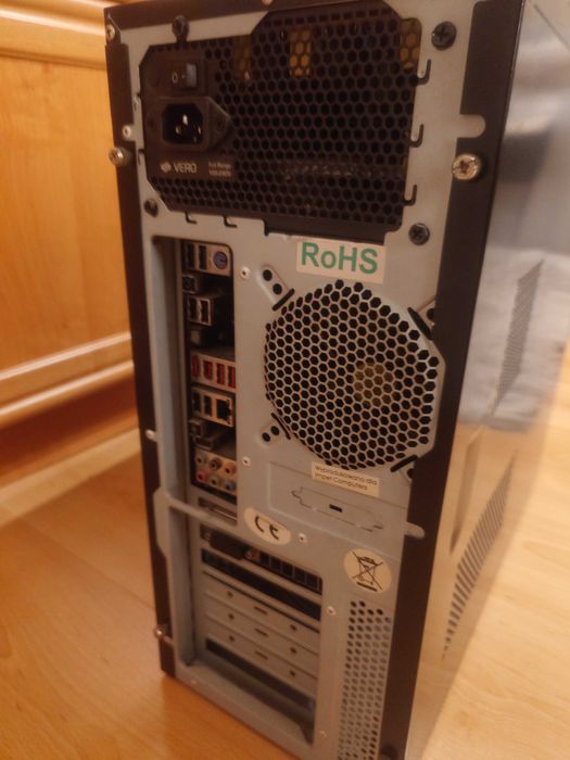 Komputer stacjonarny (i5, Asus, R9 380X)