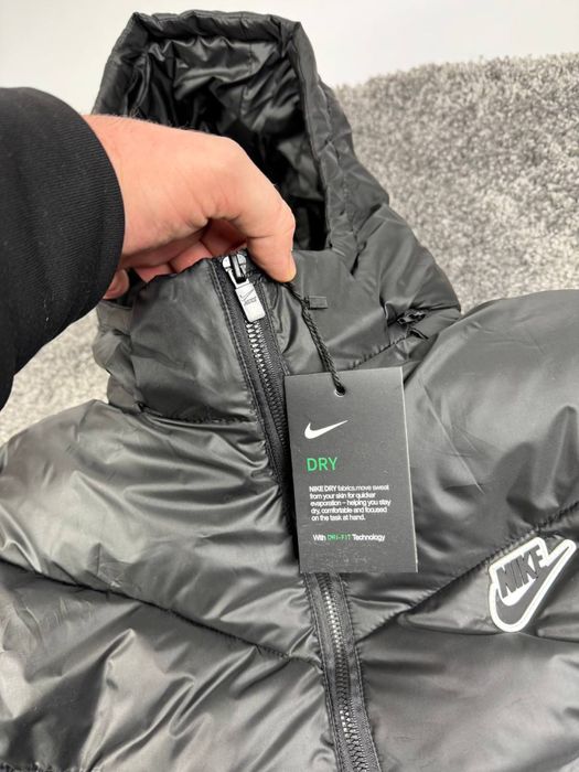 Куртка Nike Storm-FIT