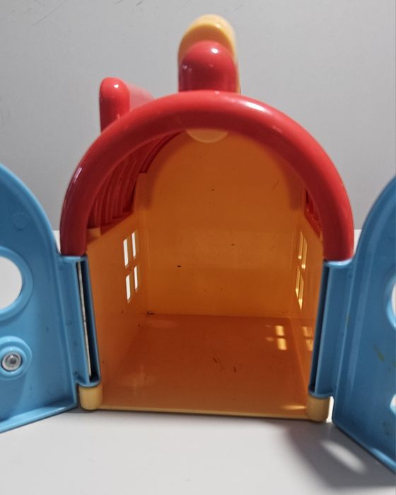 Великий ігровий набір elc happyland: автобус, поліцейський участок, пожарний ангар та фігурки