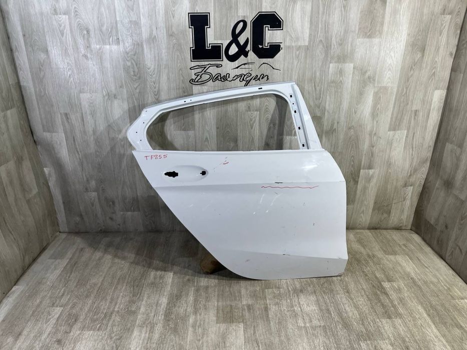 Дверь задняя правая BMW 1 F40 // 2019 2020 2021 2022 2023 2024 г. \\