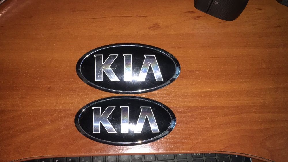 Значок эмблема KIA оригинал