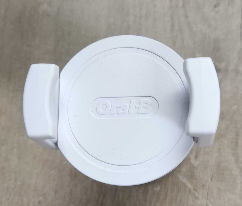 BRAUN Oral-B Genius uchwyt na smartfona na lustro do łazienki