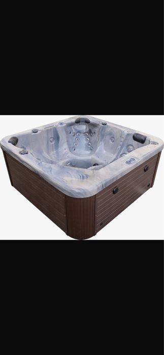 Jacuzzi ogrodowe caloroczne Balboa Gecko