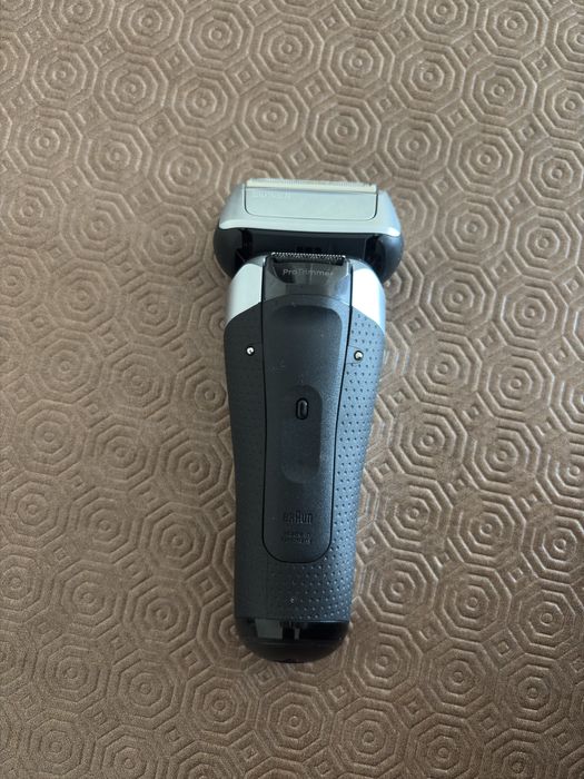 Braun Series 8 8617s