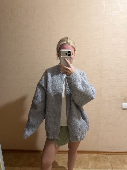 Оверсайз куртка-бомбер Zara