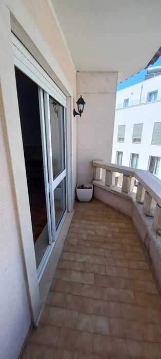 Arrendar T3 em Porto de Mós centro da vila (apartamento)