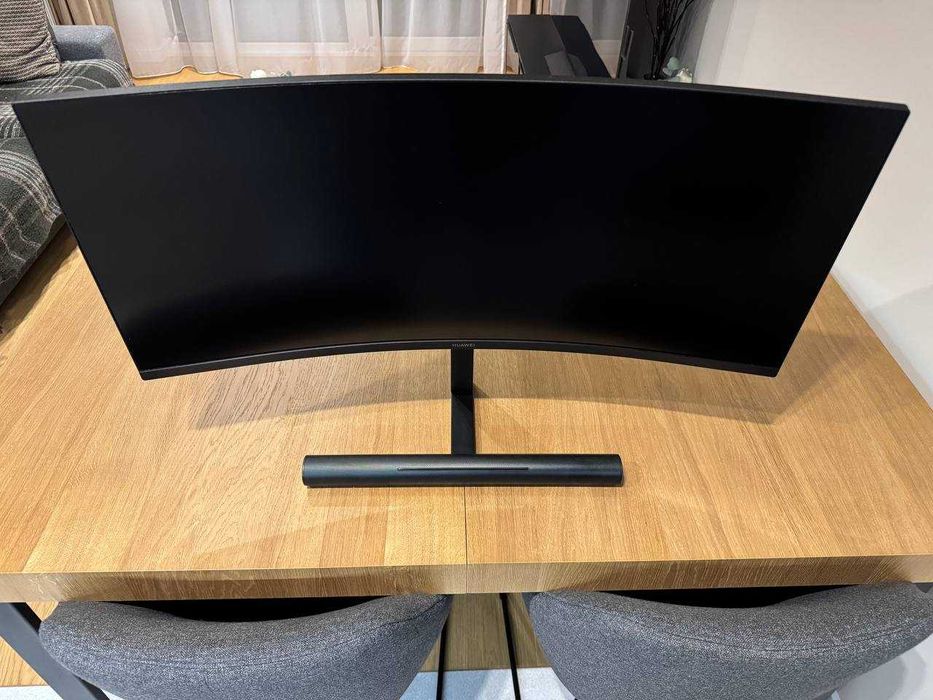 Monitor HUAWEI MateView GT 34” 3440x1440px 165Hz 4 ms Curved