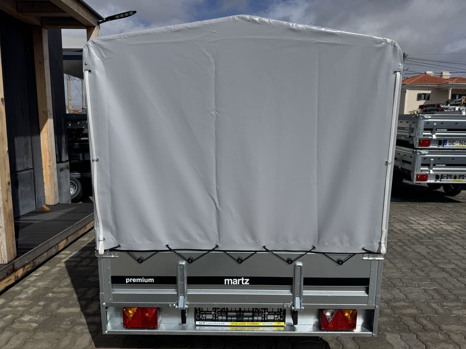 Atrelado MARTZ PREMIUM 2,65M /2 XL + lona de cobertura NOVO