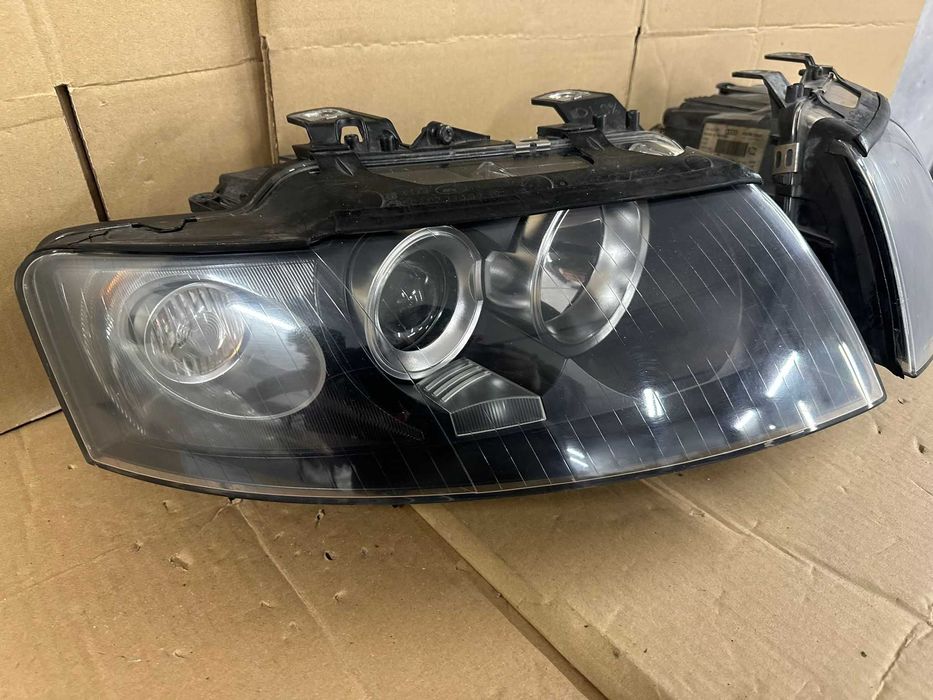 Audi A4 B6 Cabrio Lampa prawa przednia przód Eu cała org